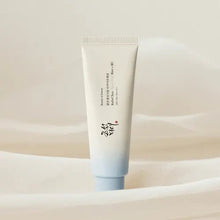 Load image into Gallery viewer, Beauty of Joseon Relief Sun Aqua-fresh SPF50+ PA++++

